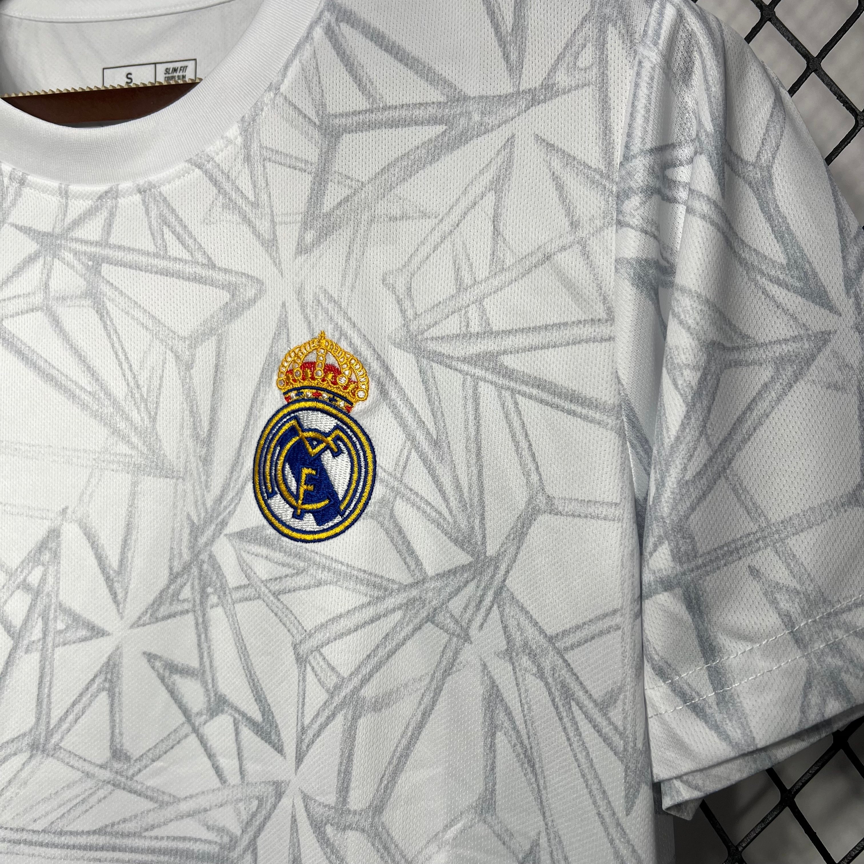 Camisa Real Madrid Pré Jogo 24/25 - Torcedor Masculina Lançamento