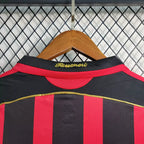 Camisa Retrô Milan I Home 2006/07 Masculino Manga Longa Vermelho e Preto