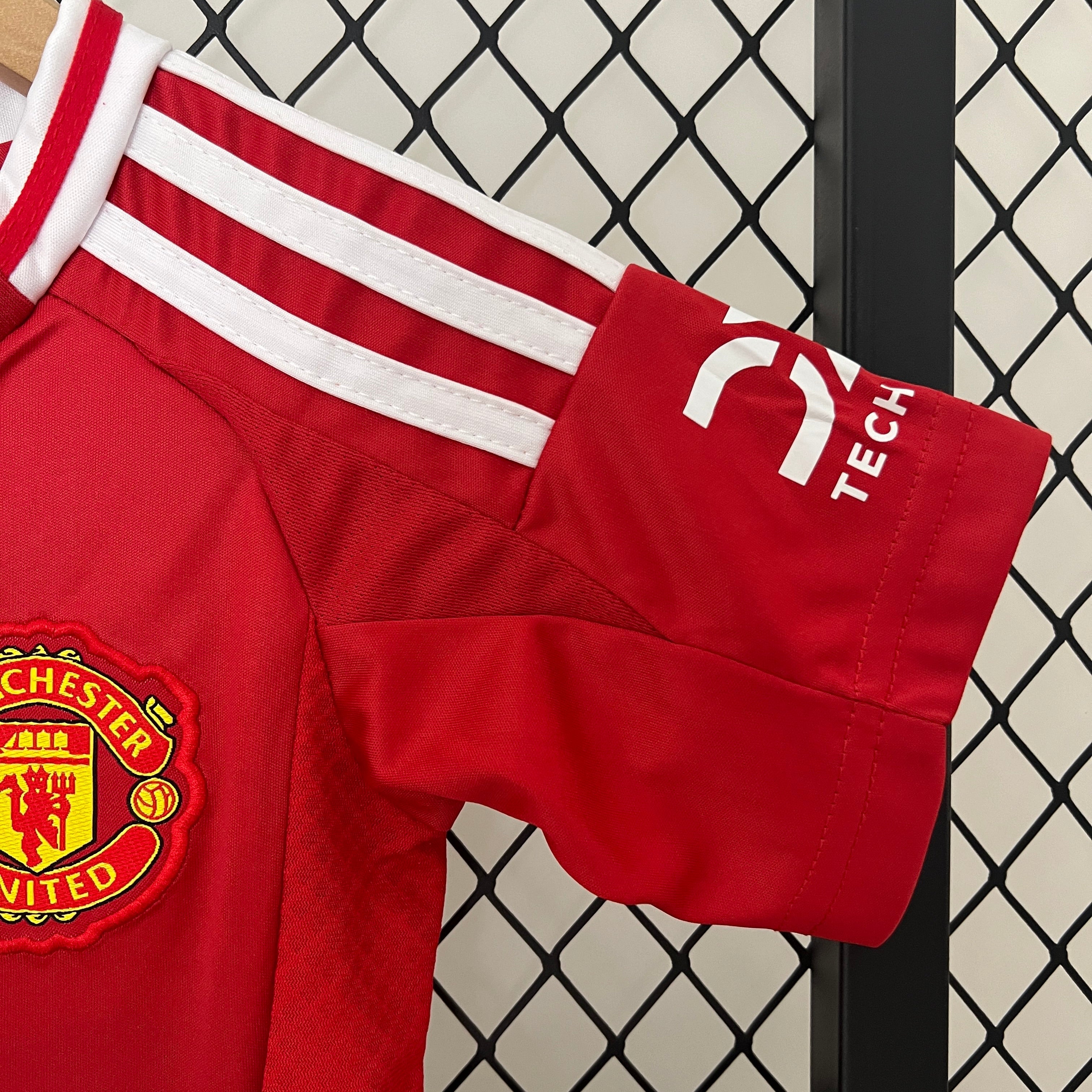 Conjunto Infantil Manchester United Home 24/25