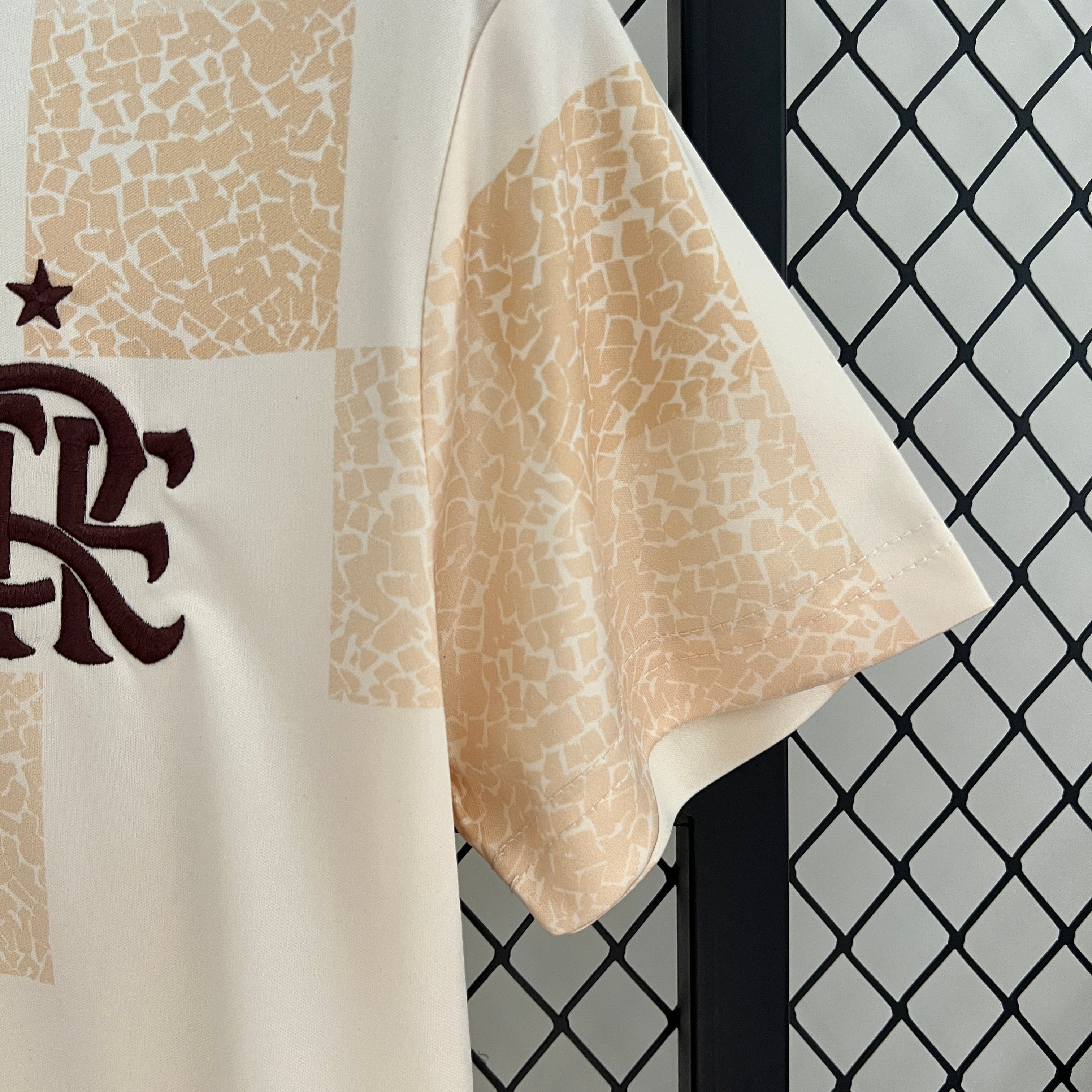 Camisa Flamengo Pré-Jogo 24/25 - Feminina