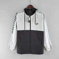 Jaqueta Corta Vento Swoosh - Branco/Preto