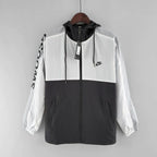 Jaqueta Corta Vento Swoosh - Branco/Preto