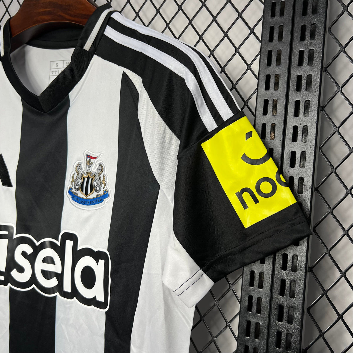 Camisa NewCastle Home 24/25 - Torcedor Masculina Lançamento