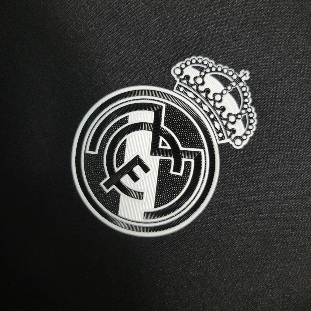 Camisa Real Madrid Third III 2016/17 Retrô Manga Longa - Preto