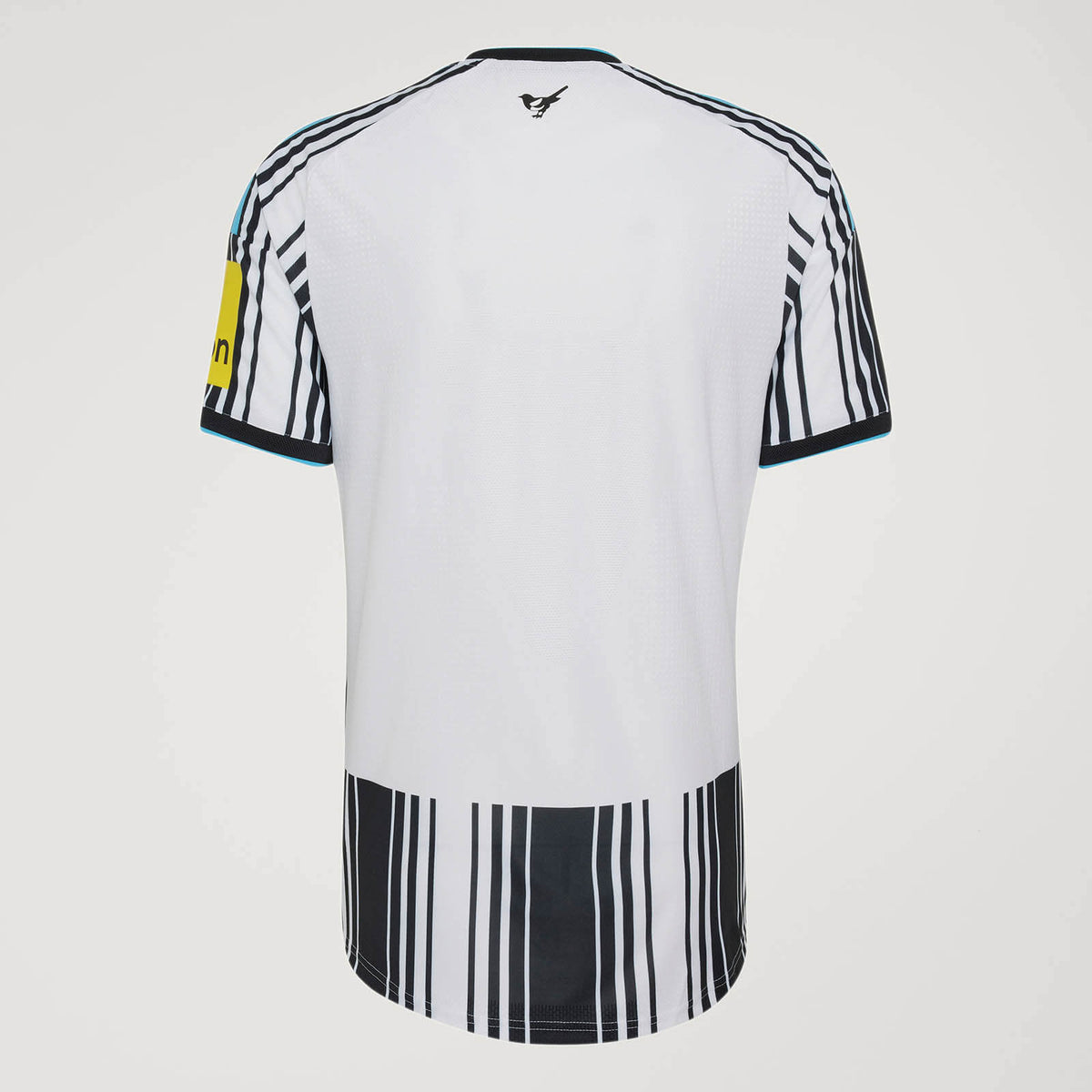 Camisa do Newcastle United 26-27 lançamento