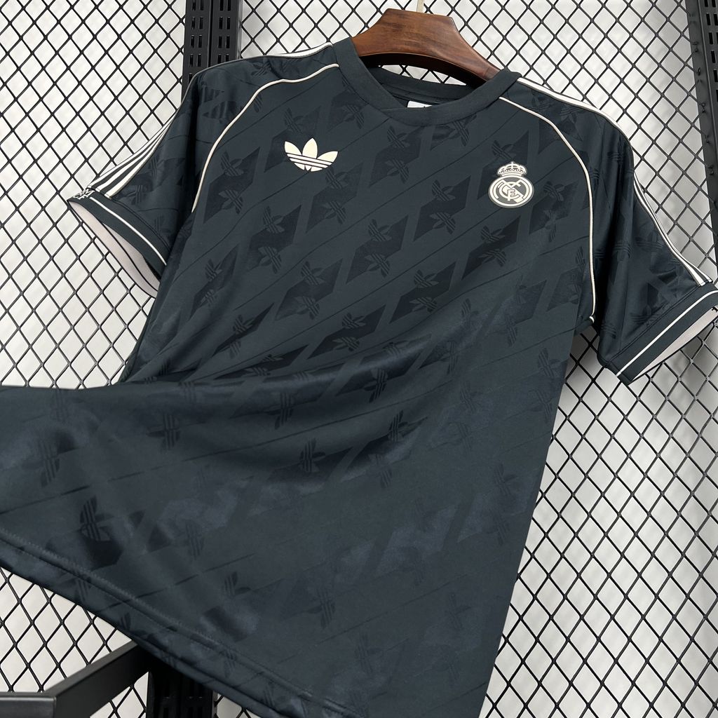 Camisa Real Madrid Edição Especial 24/25 - Torcedor Masculina Lançamento