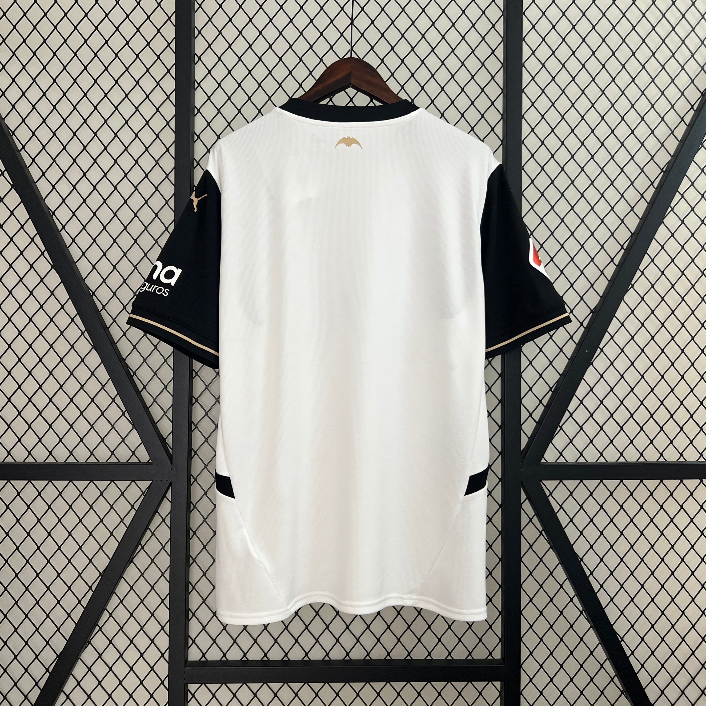 Camisa Valencia Home 24/25 - Versão Torcedor
