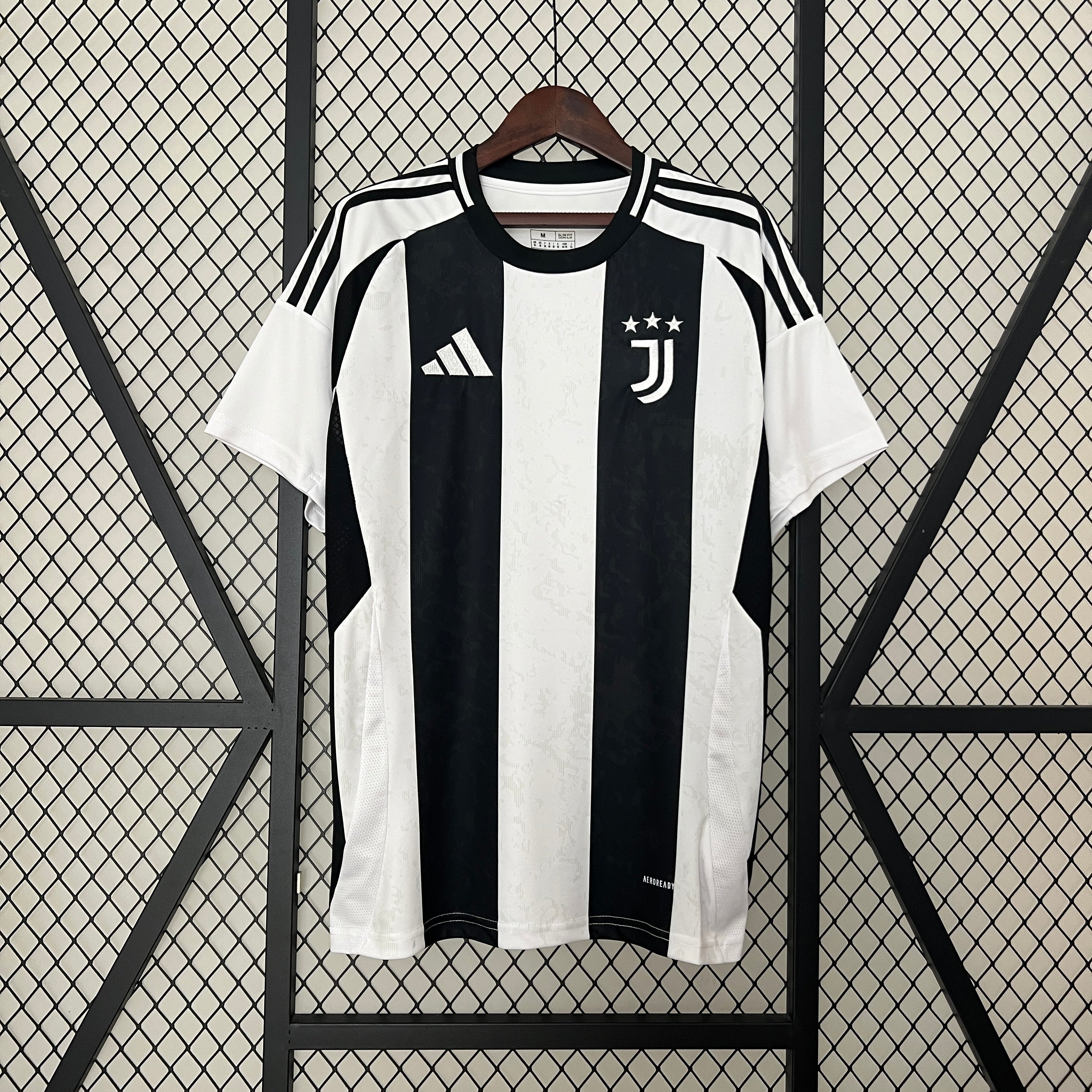 Camisa Juventus Home 24/25 - Torcedor Masculina Lançamento