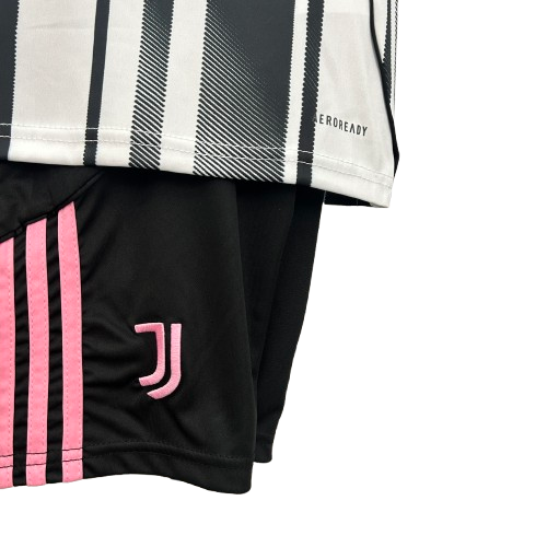 Conjunto Infantil Juventus Home 25/26