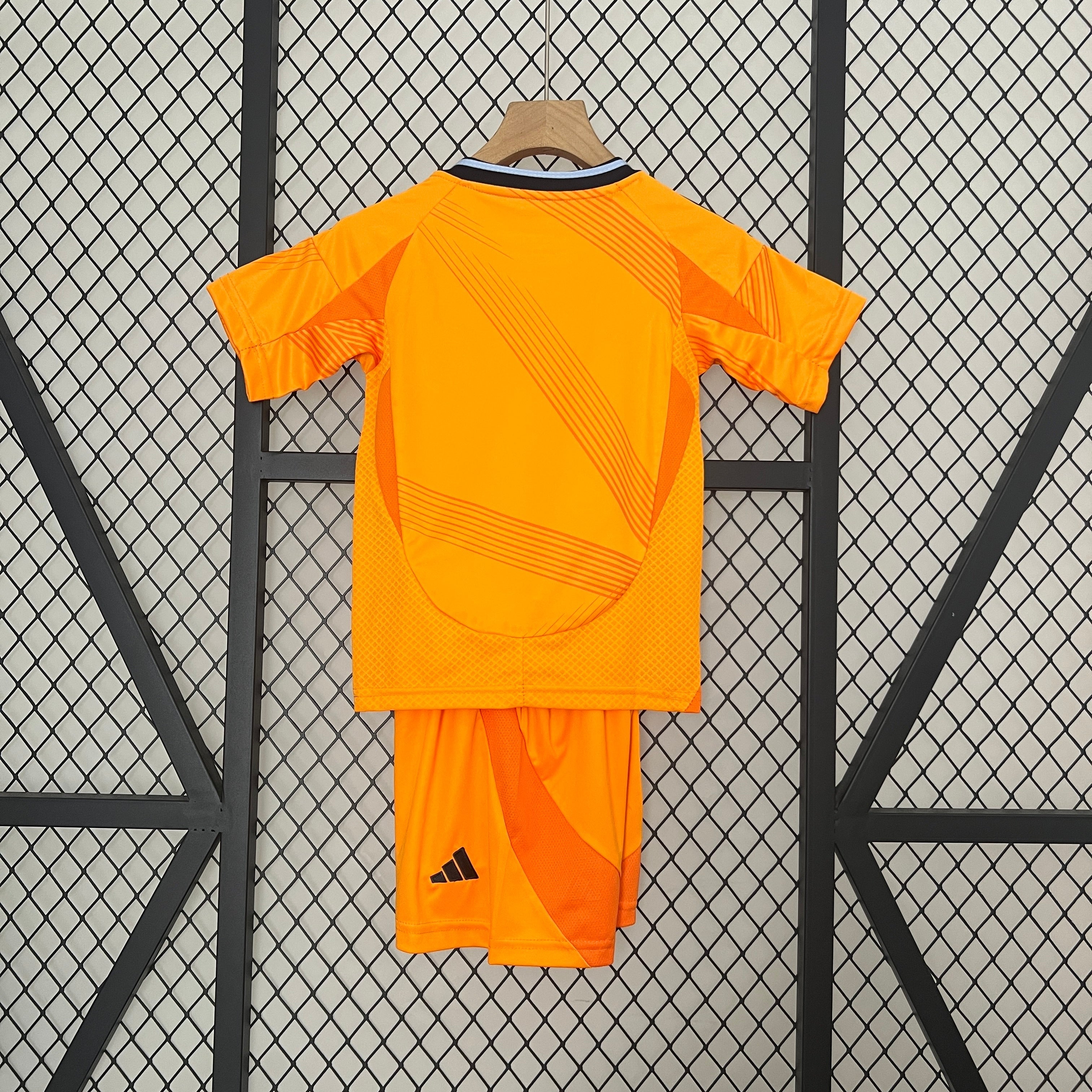 Conjunto Infantil Real Madrid Away 24/25