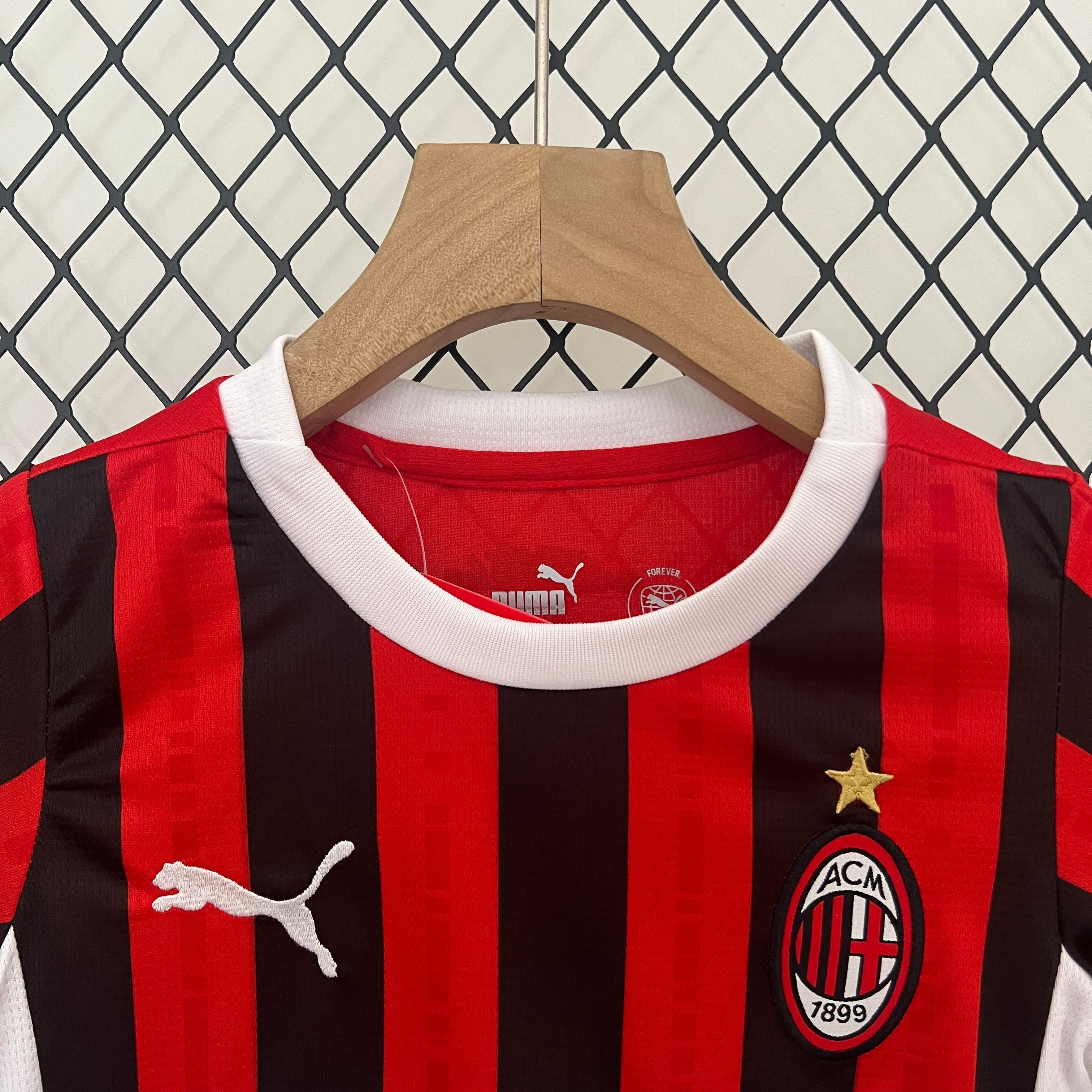 Conjunto Infantil AC Milan Home 24/25