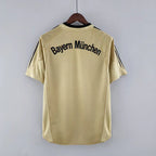 Camisa Retrô Bayern de Munique III 2004/05 Masculino Dourada