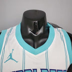 Camisa Regata Charlotte Hornets Branca e Azul - Jordan - Masculina