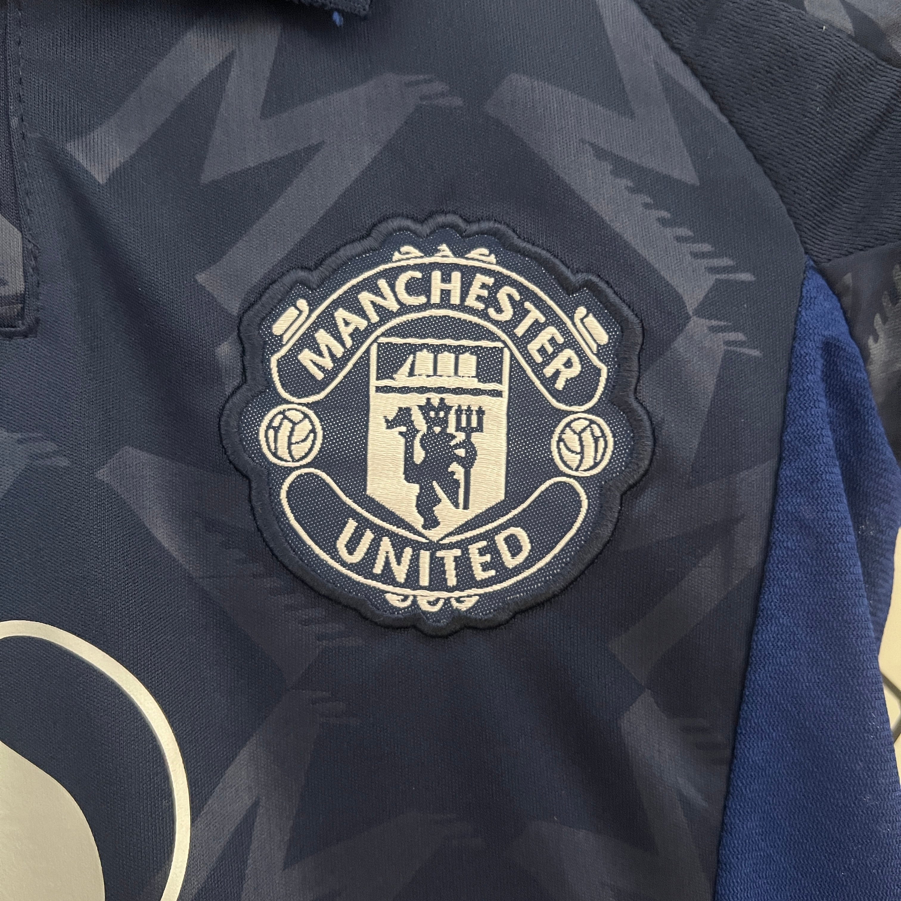 Conjunto Infantil Manchester United Away 24/25