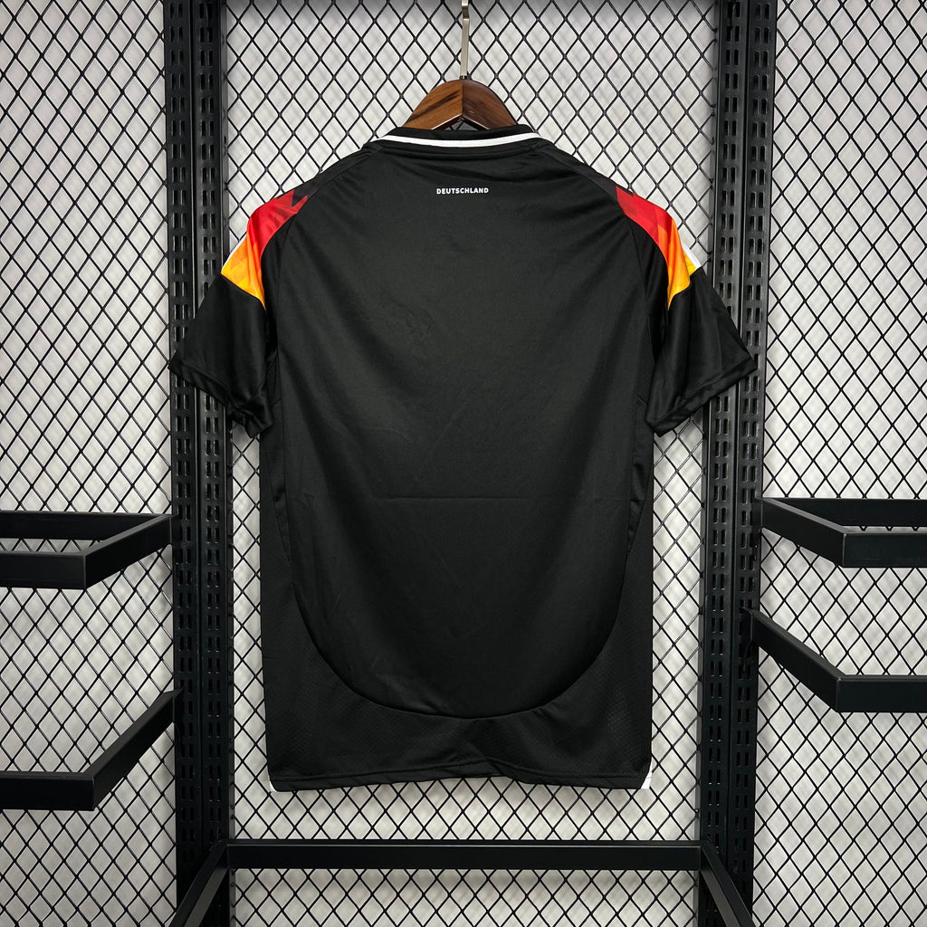 Camisa Alemanha Pré-Jogo 24/25 - Torcedor Masculina