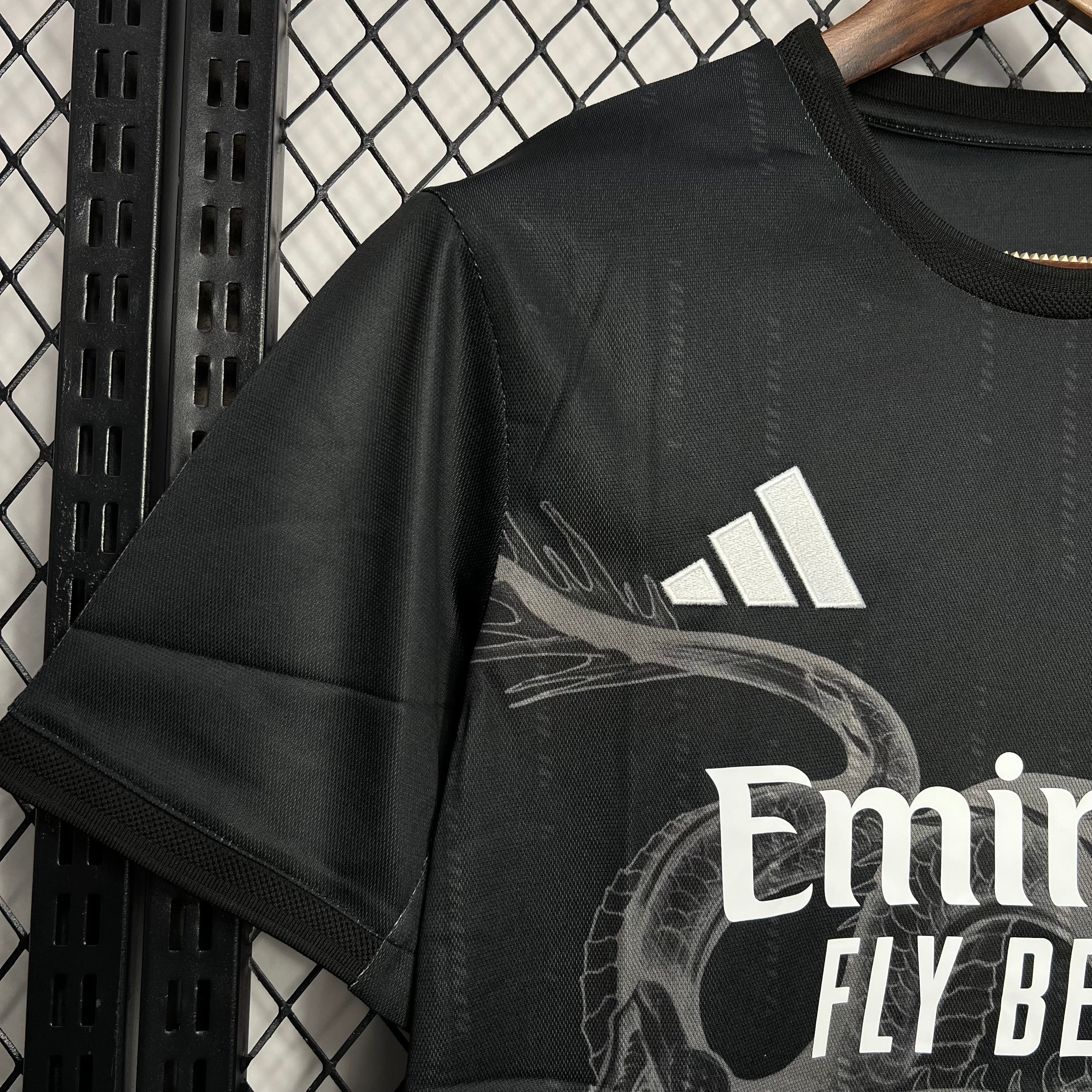 Camisa Real Madrid Edição Especial Preta 24/25 - Torcedor Masculina Lançamento
