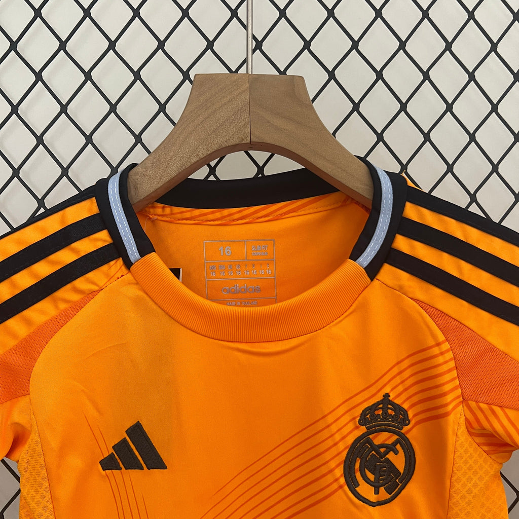 Conjunto Infantil Real Madrid Away 24/25