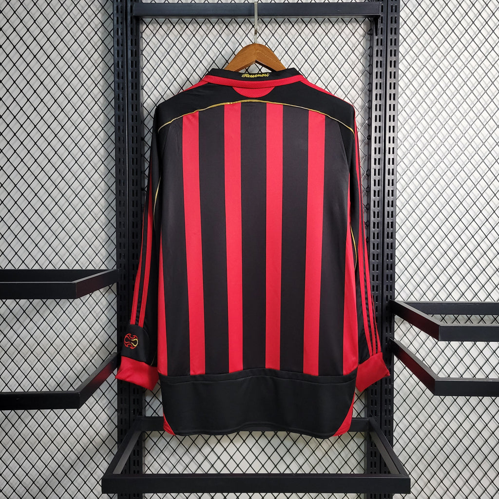 Camisa Retrô Milan I Home 2006/07 Masculino Manga Longa Vermelho e Preto