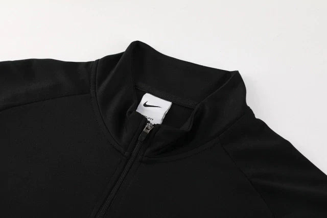 Conjunto Treino Swoosh - Preto