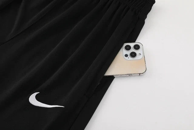 Conjunto Treino Swoosh - Preto