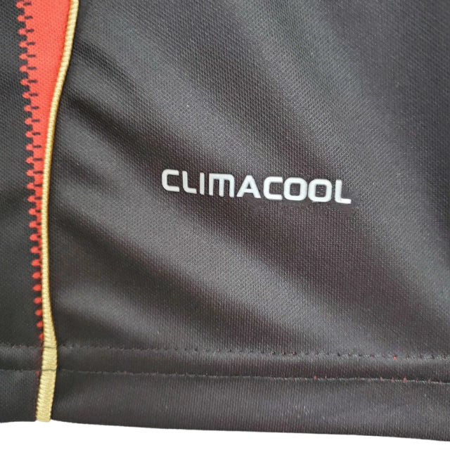 Camisa Milan Retrô 2010/2011 Vermelha e Preta
