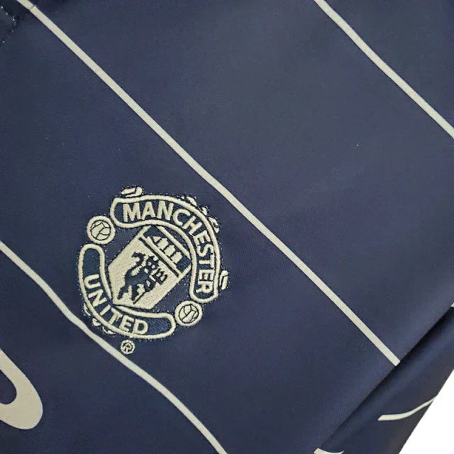 Camisa Manchester United Retrô 1999/2000 Azul