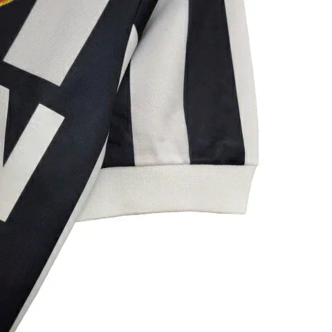 Camisa Juventus Retrô 1984/1985 Preta e Branca